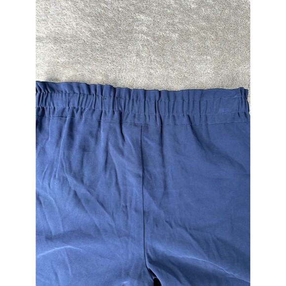 International Concepts Shorts Womens size 6 Blue 2 Pocket Casual Stretch Waist - Picture 3 of 10